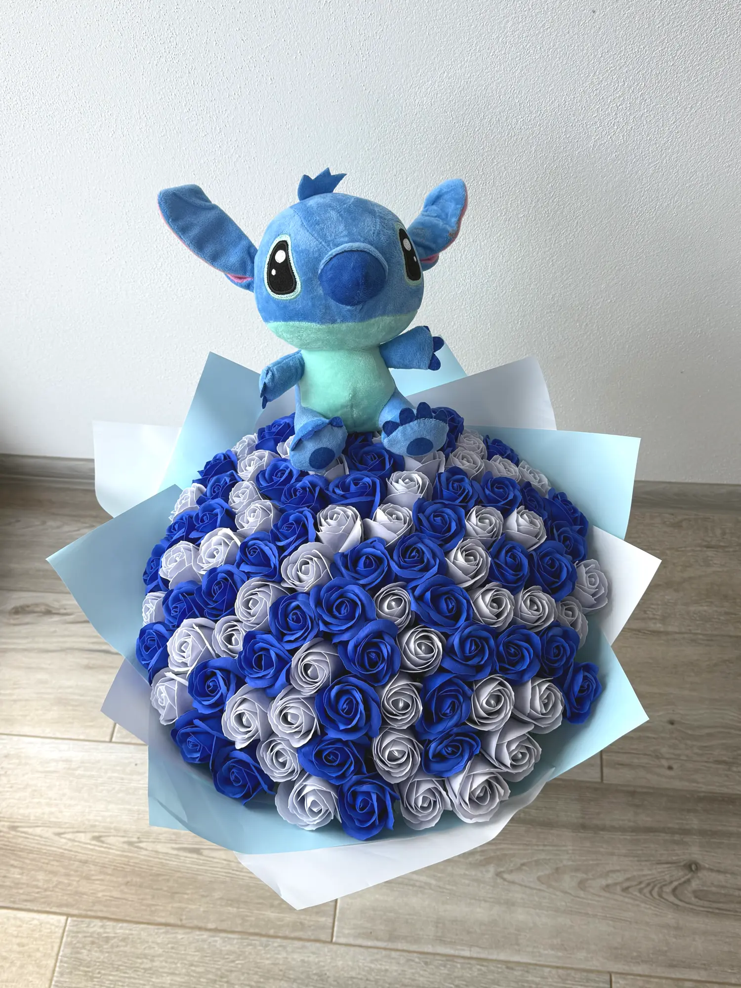 Buchet Stitch - Tablouri personalizate Giftoon Buchet Stitch